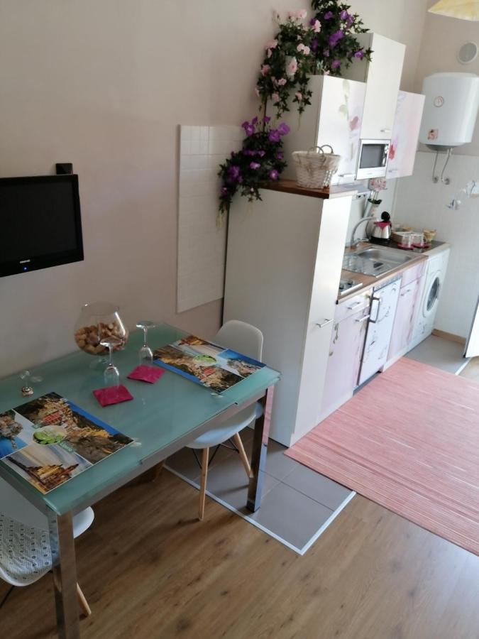 La Casa Di Ginevra O11o15-lt-1097 *