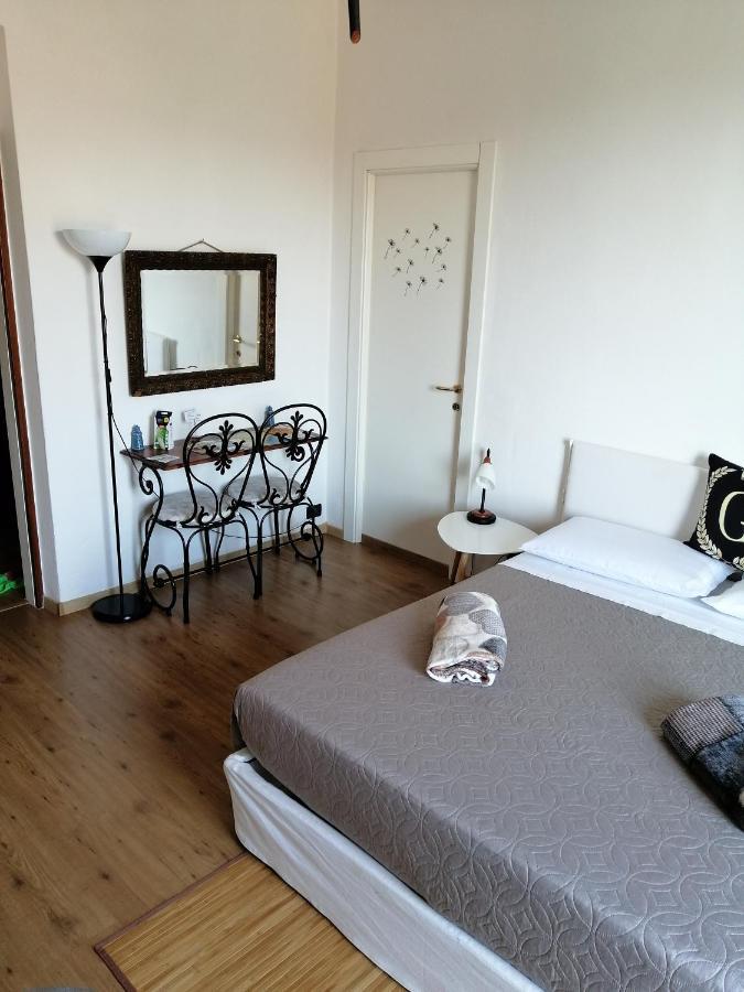 La Casa Di Ginevra O11o15-lt-1097 La Spezia