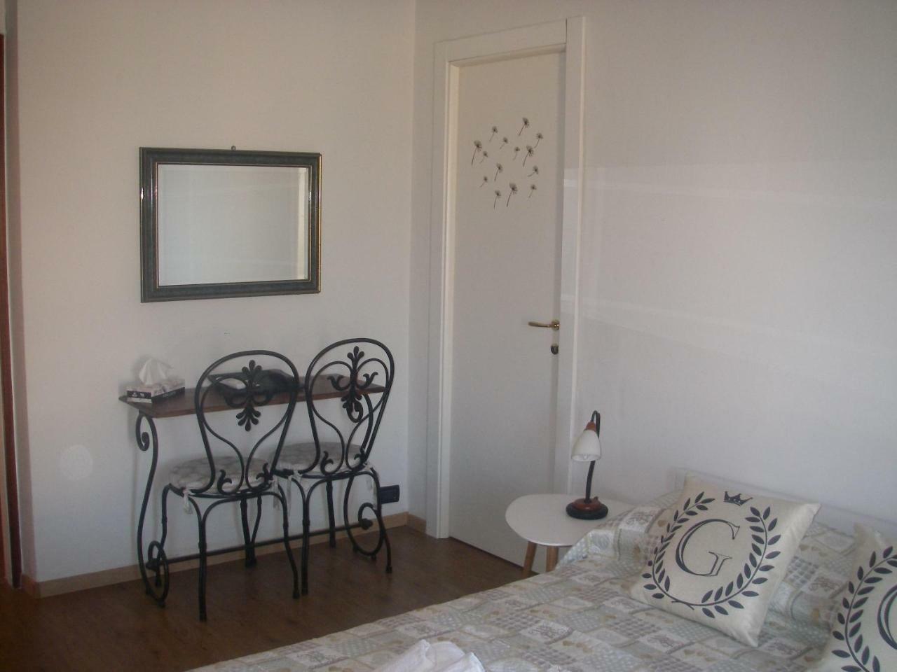 Appartement La Casa Di Ginevra O11o15-lt-1097 *