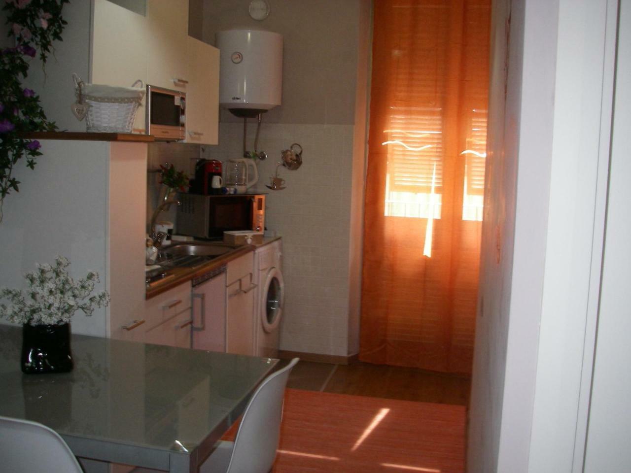 La Casa Di Ginevra O11o15-lt-1097 *